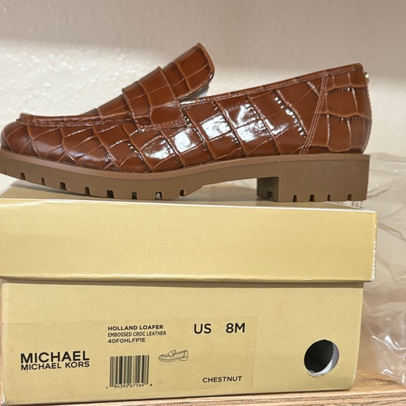 Michael Kors Men's Brown Croc-Embossed Loafers - Picture 1 of 4